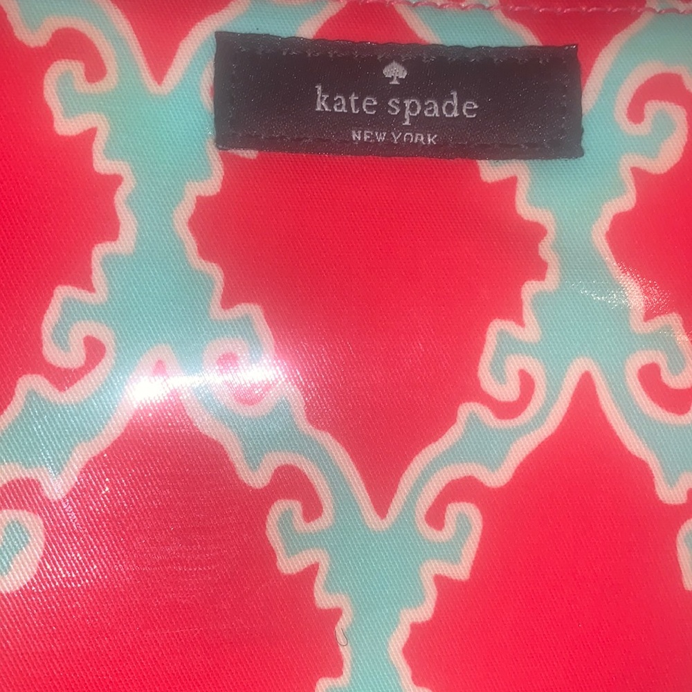 **WOW**FINAL MARKDOWN!!! NEW Kate Spade zip around Wallet. MUST SEE!!!